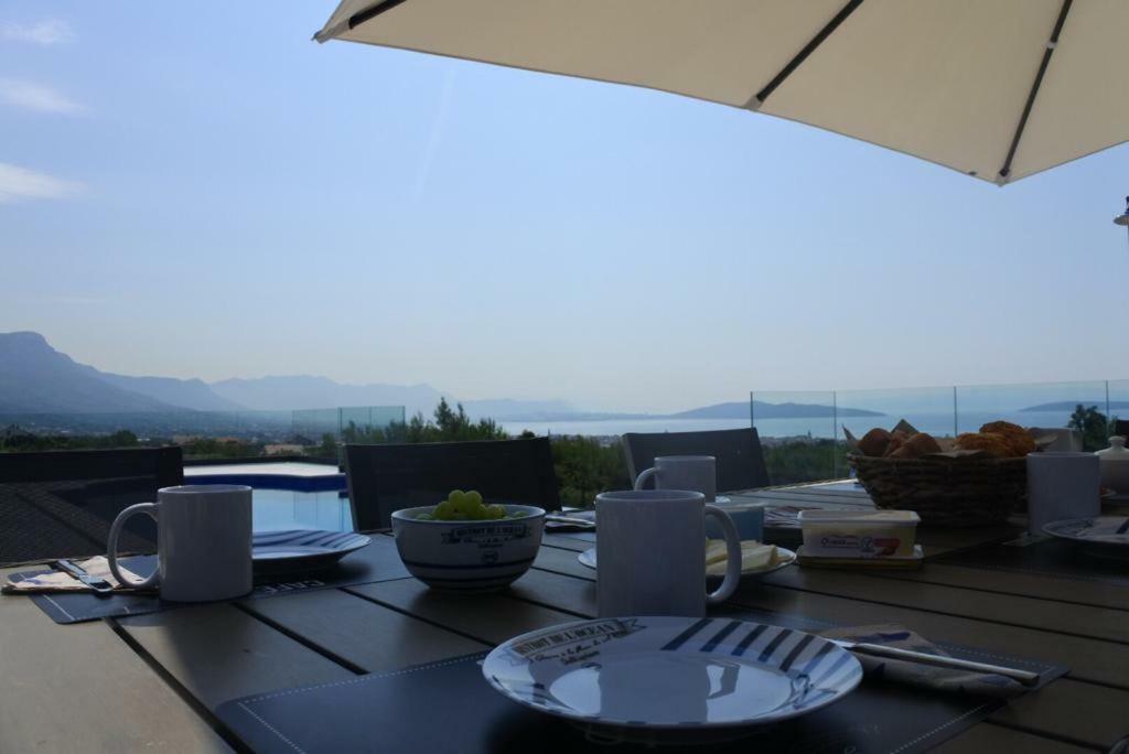 Villa Orao Kastel Novi Exterior photo