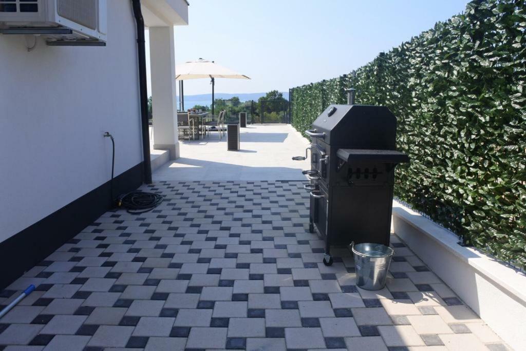 Villa Orao Kastel Novi Exterior photo